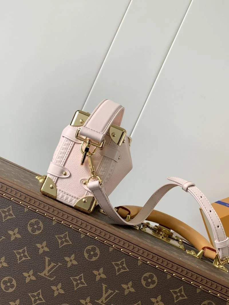 ComfortFit Louis Vuitton Box Bags 38934