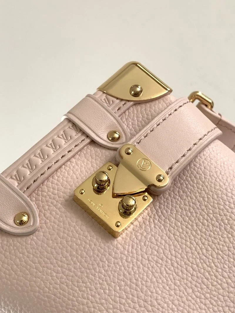 ComfortFit Louis Vuitton Box Bags 38934