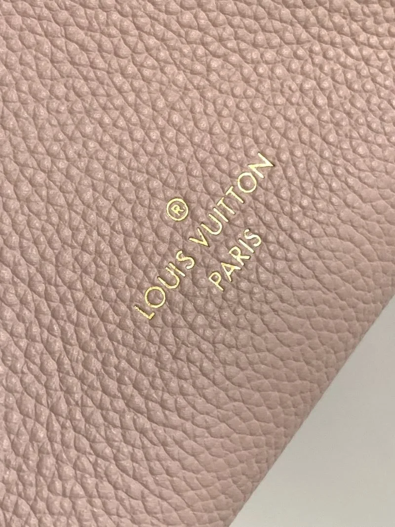 ComfortFit Louis Vuitton Box Bags 38934