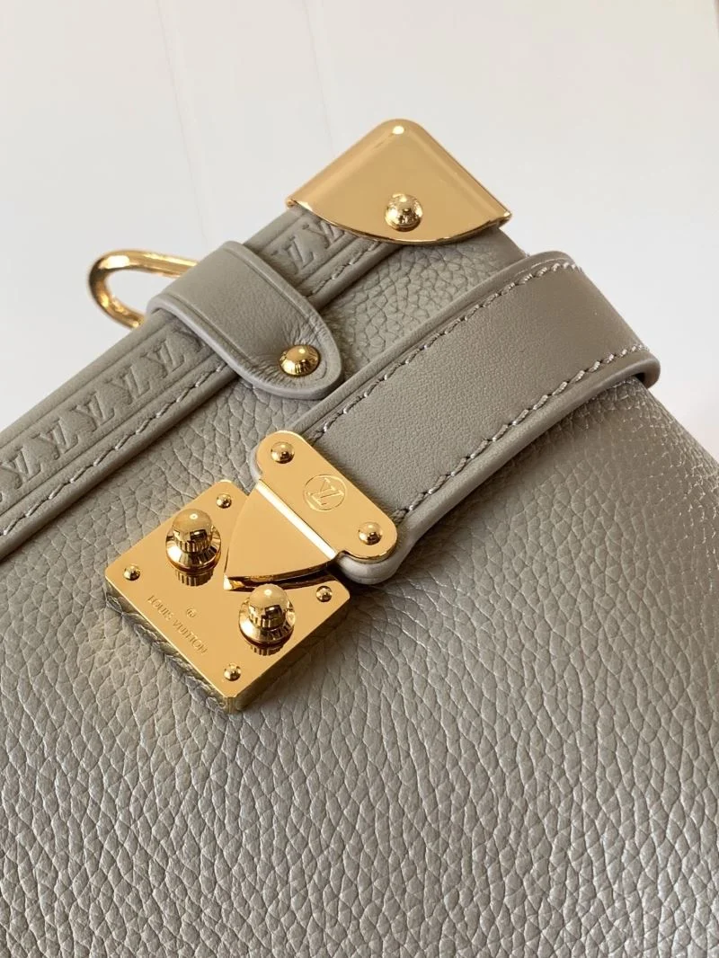 Classic Louis Vuitton Box Bags 38910