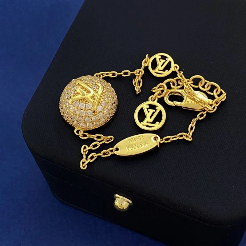 Practical Louis Vuitton Bracelets 251446