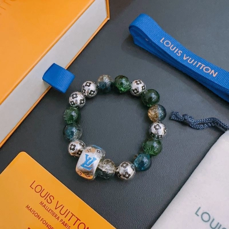 Refined Louis Vuitton Bracelets 251440