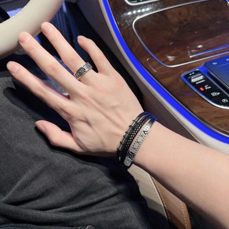 GoodFit Louis Vuitton Bracelets 251463