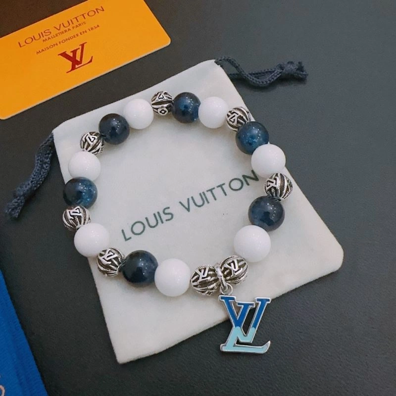 MoistureWicking Louis Vuitton Bracelets 251438