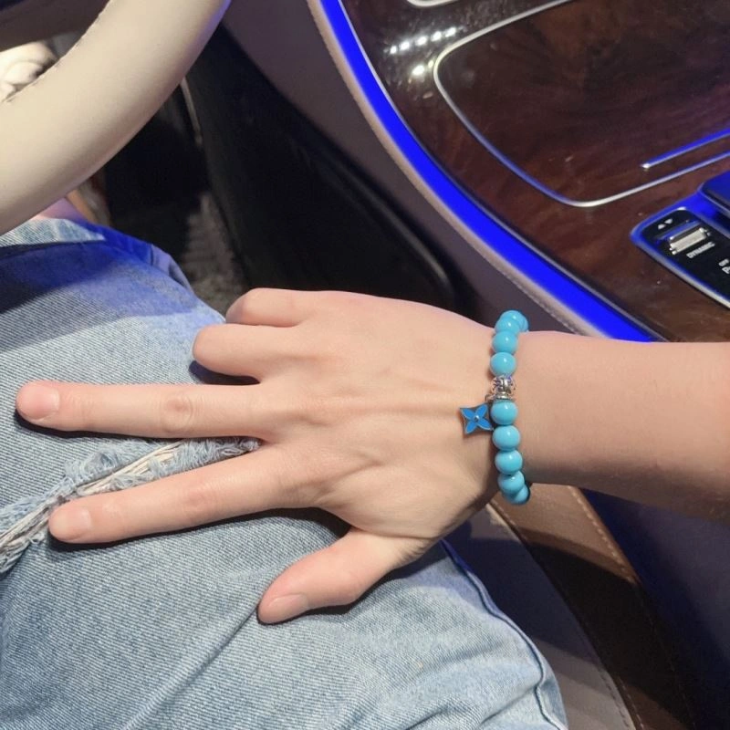 SmartChoice Louis Vuitton Bracelets 251434