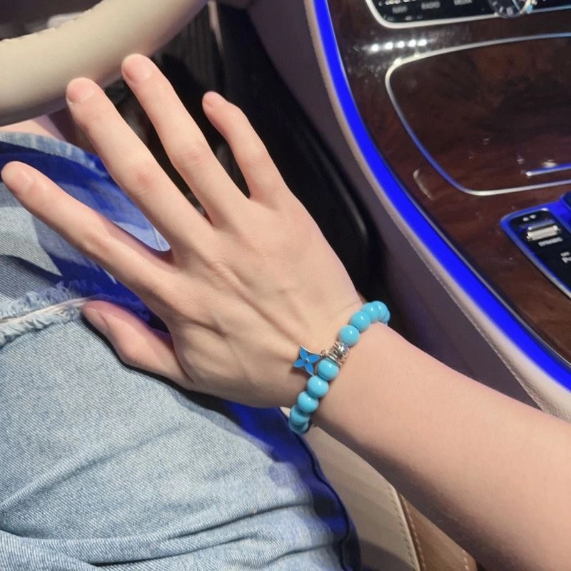 SmartChoice Louis Vuitton Bracelets 251434