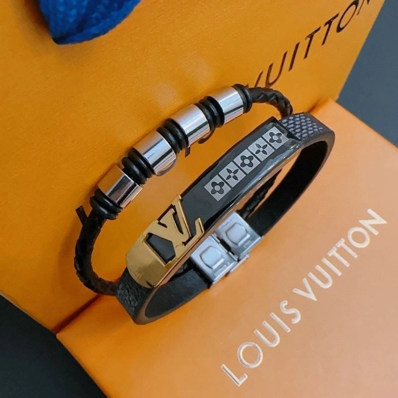 Breathable Louis Vuitton Bracelets 251437