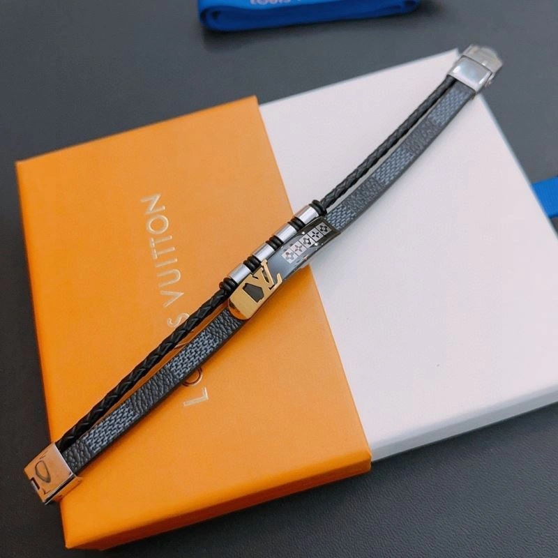 Breathable Louis Vuitton Bracelets 251437
