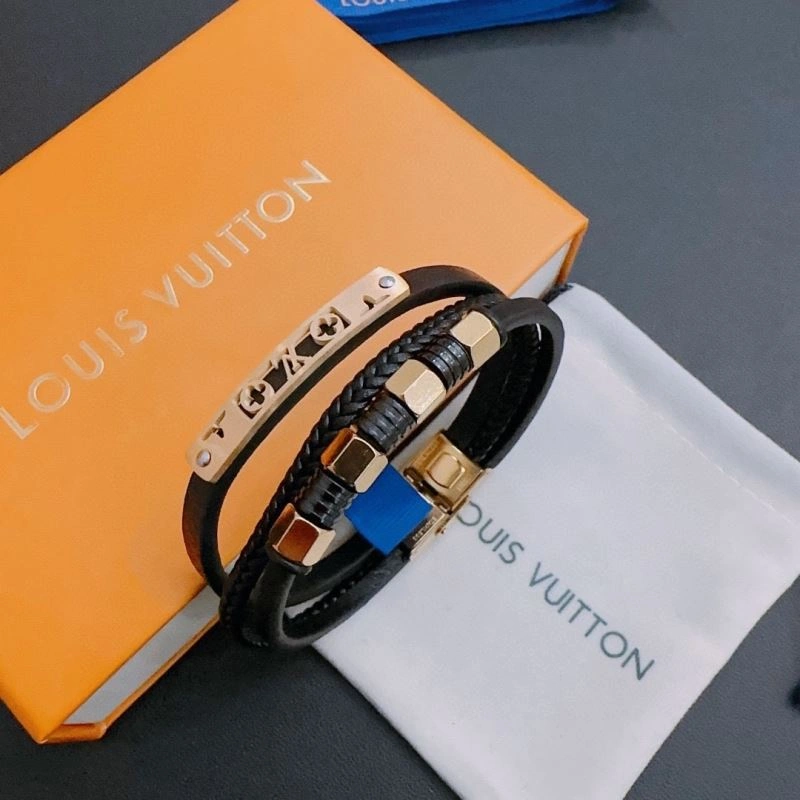 Louis Vuitton Bracelets Stylish 251436