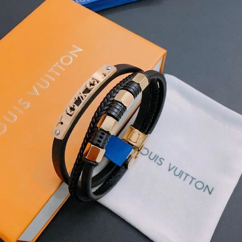 Louis Vuitton Bracelets Stylish 251436