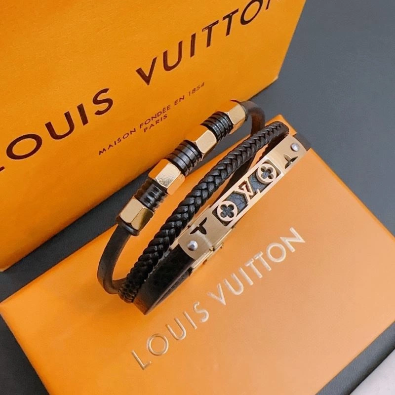 Louis Vuitton Bracelets Stylish 251436