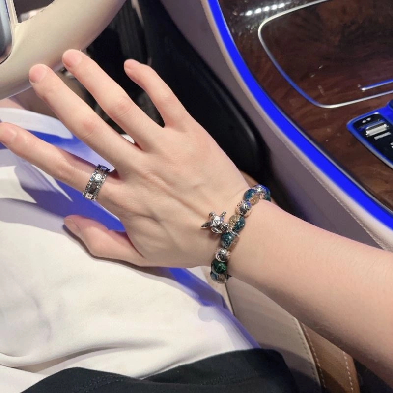 Lightweight Louis Vuitton Bracelets 251432