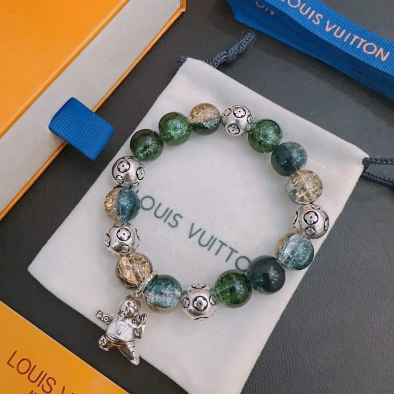 Lightweight Louis Vuitton Bracelets 251432