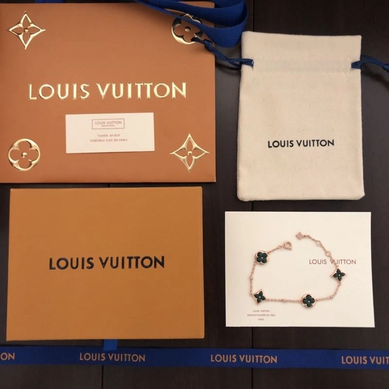 Louis Vuitton Bracelets MoistureWicking 251431