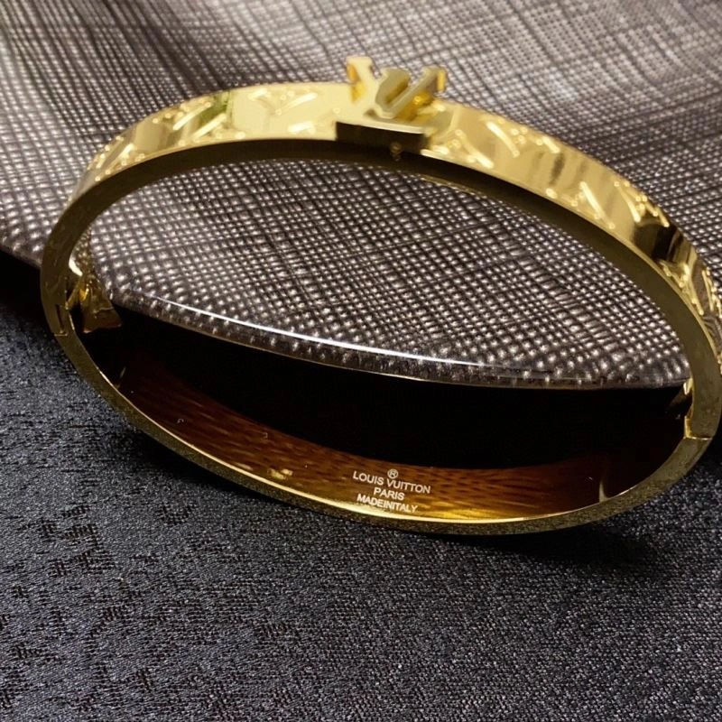 OnTrend Louis Vuitton Bracelets 251430