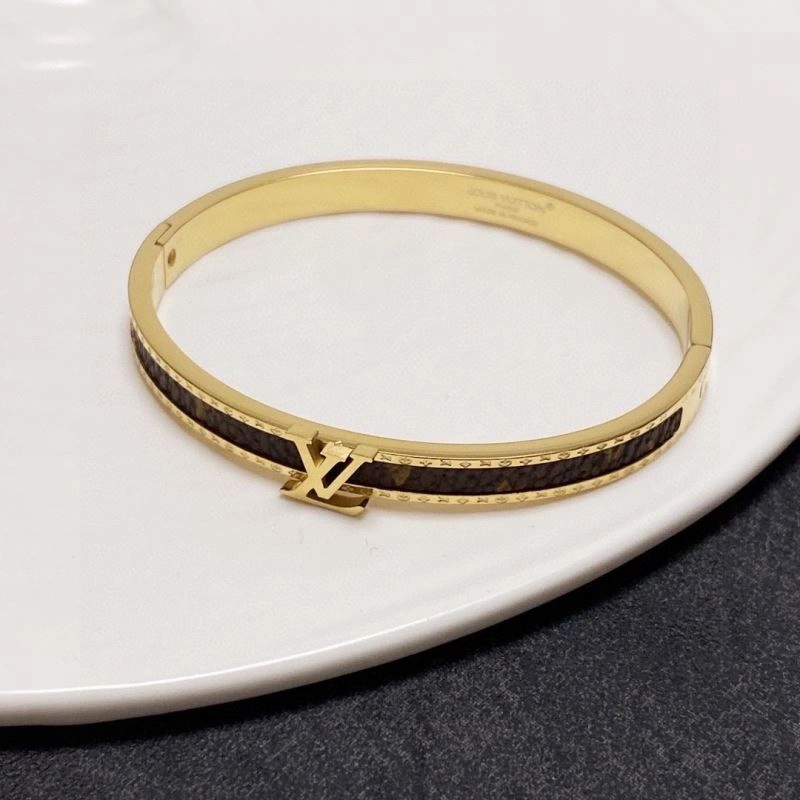 TravelReady Louis Vuitton Bracelets 251428