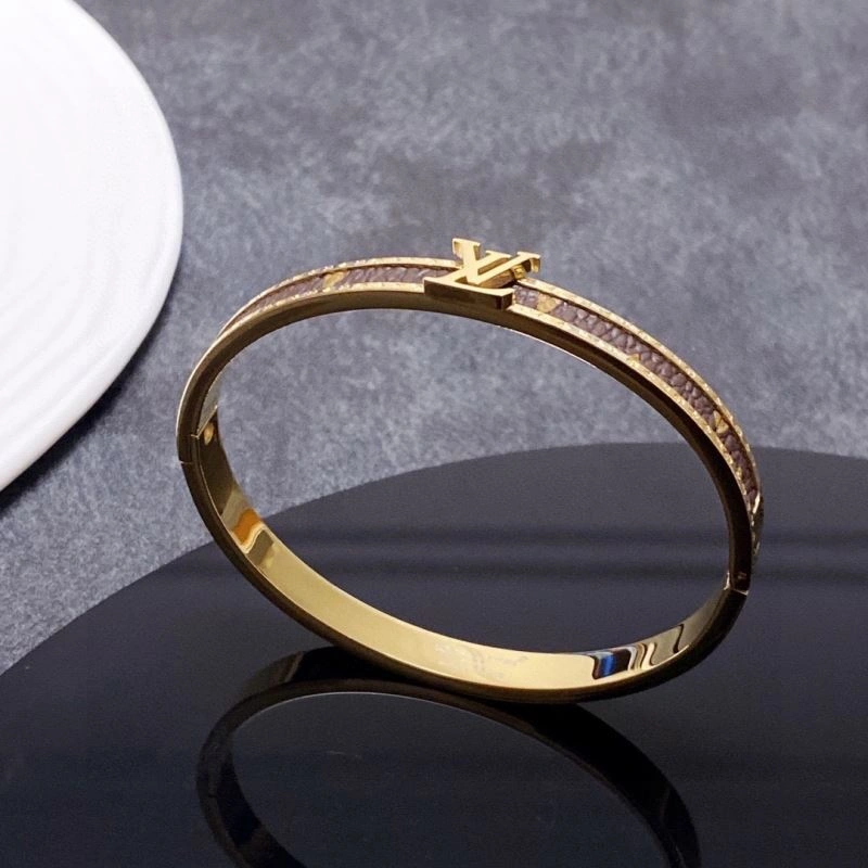 TravelReady Louis Vuitton Bracelets 251428