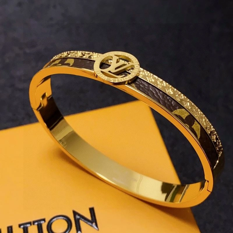 Louis Vuitton Bracelets WellDesigned 251427