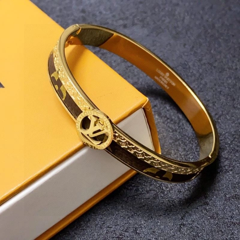 Louis Vuitton Bracelets WellDesigned 251427