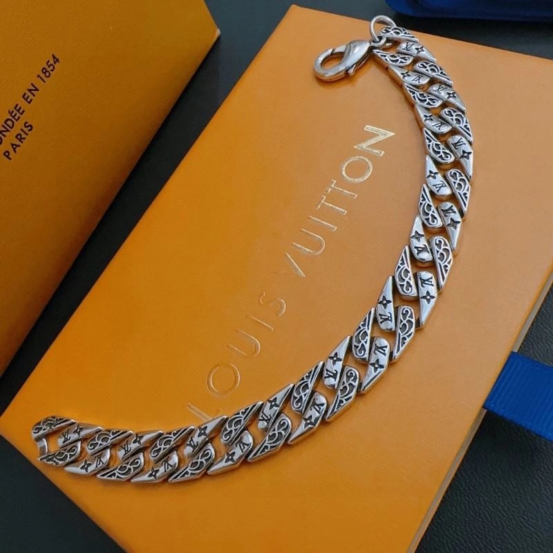 MultiPurpose Louis Vuitton Bracelets 251424