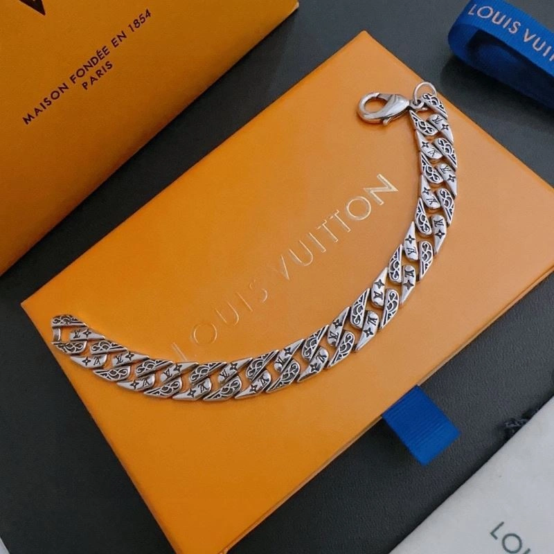 MultiPurpose Louis Vuitton Bracelets 251424