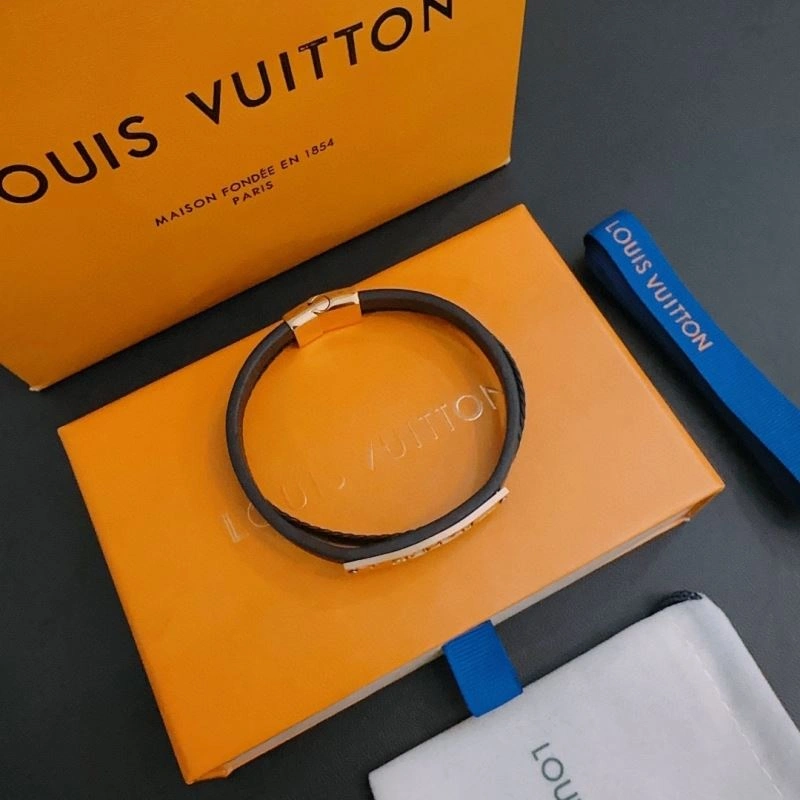 Louis Vuitton Bracelets Tailored 251407
