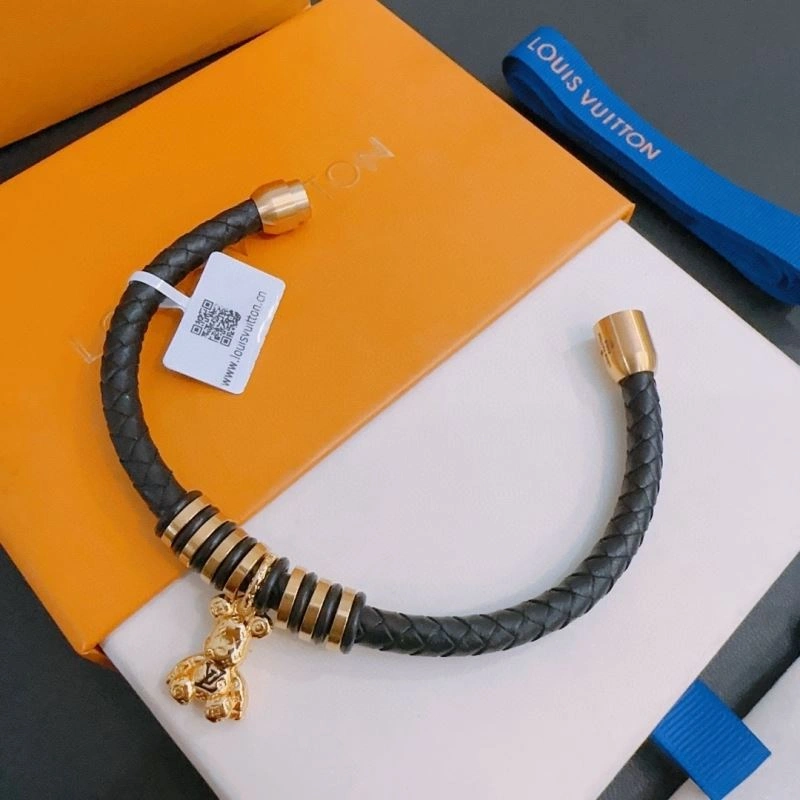 Practical Louis Vuitton Bracelets 251420