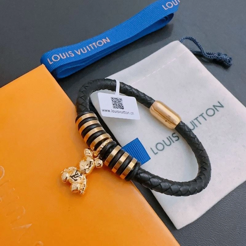 Practical Louis Vuitton Bracelets 251420