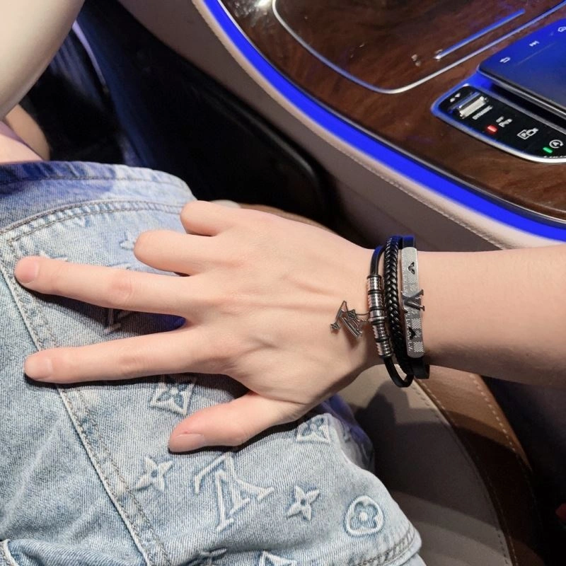 EasyMatch Louis Vuitton Bracelets 251397