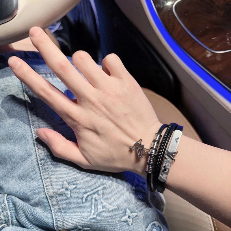 EasyMatch Louis Vuitton Bracelets 251397