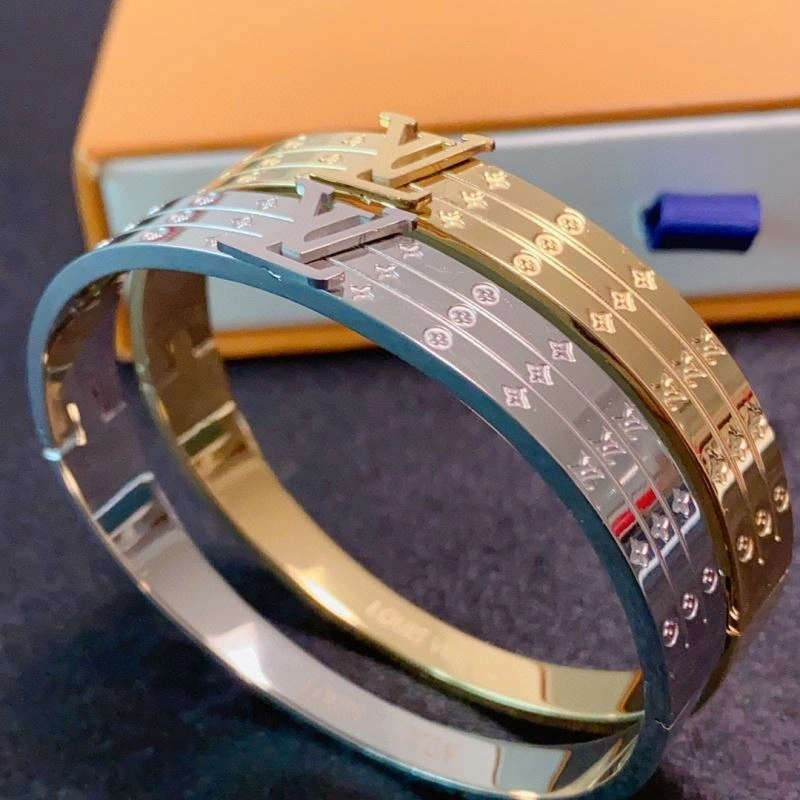 Louis Vuitton Bracelets Elegant 251335