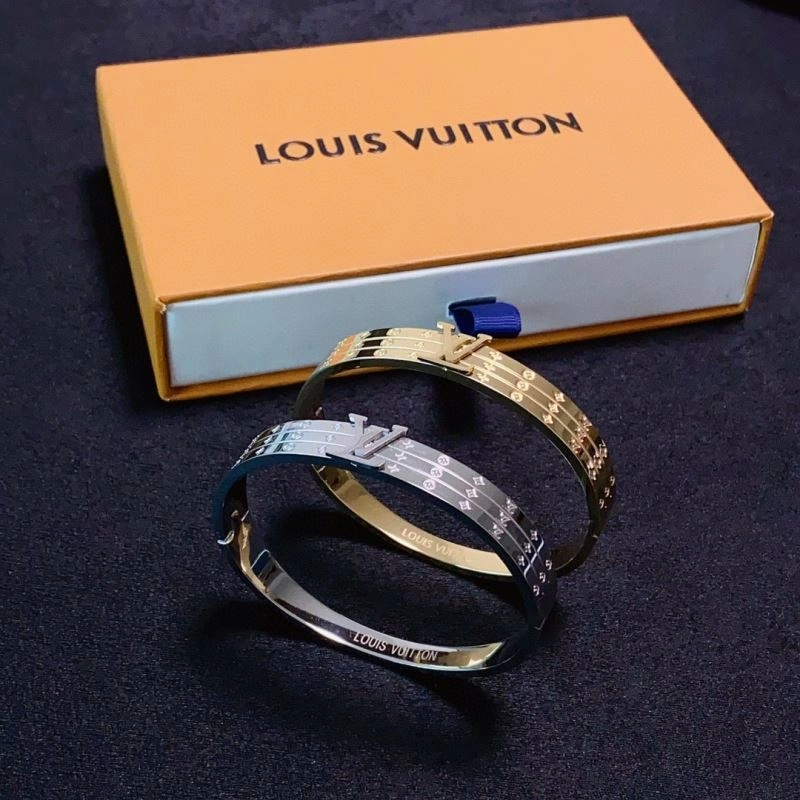 Louis Vuitton Bracelets Elegant 251335