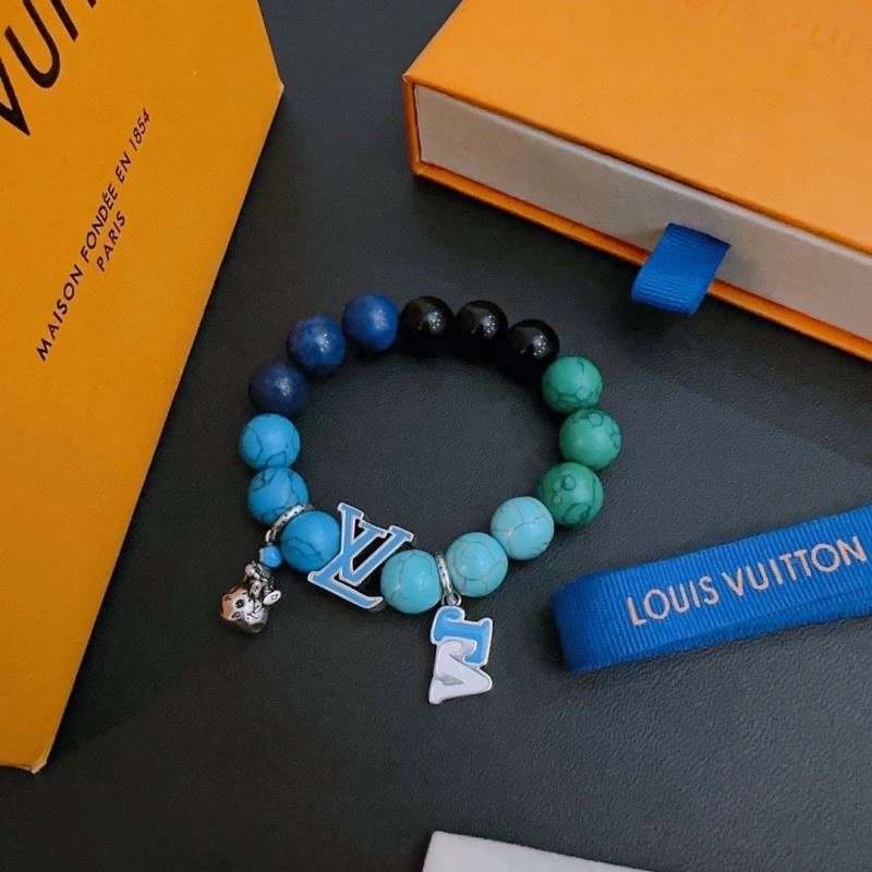 MoistureWicking Louis Vuitton Bracelets 251327