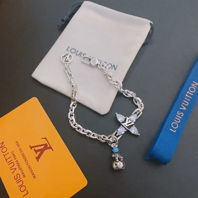 Louis Vuitton Bracelets Sporty 251337