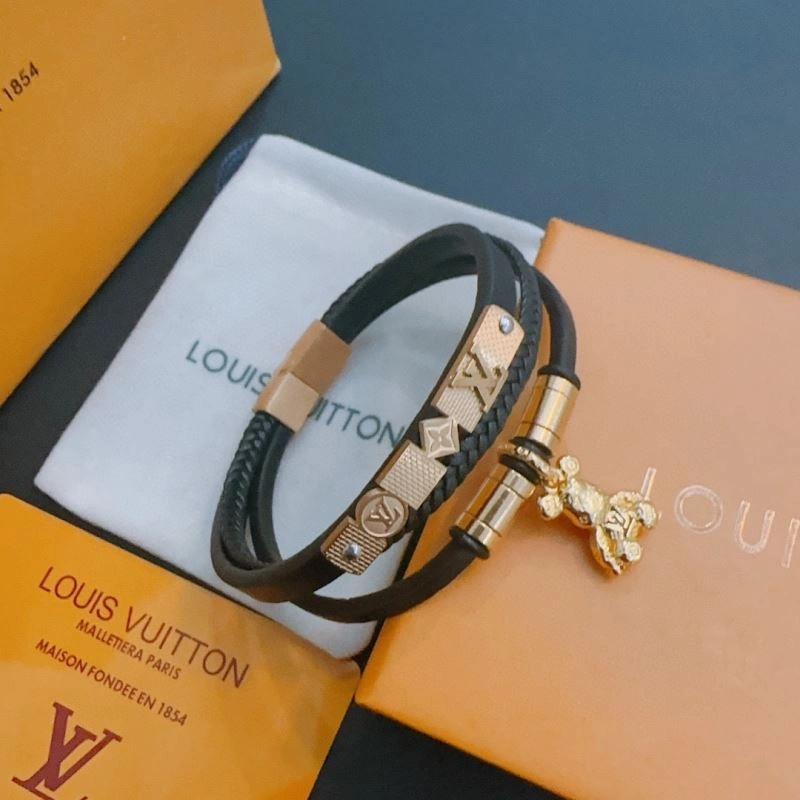 Bright Louis Vuitton Bracelets 251343
