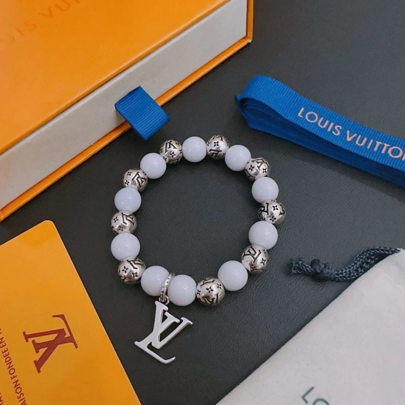Soft Louis Vuitton Bracelets 251317