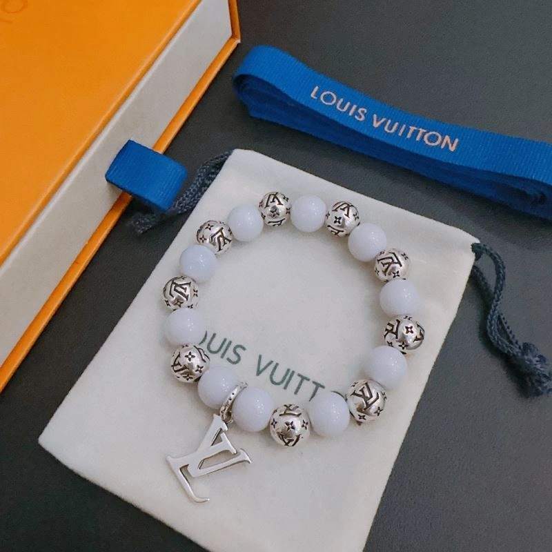Soft Louis Vuitton Bracelets 251317