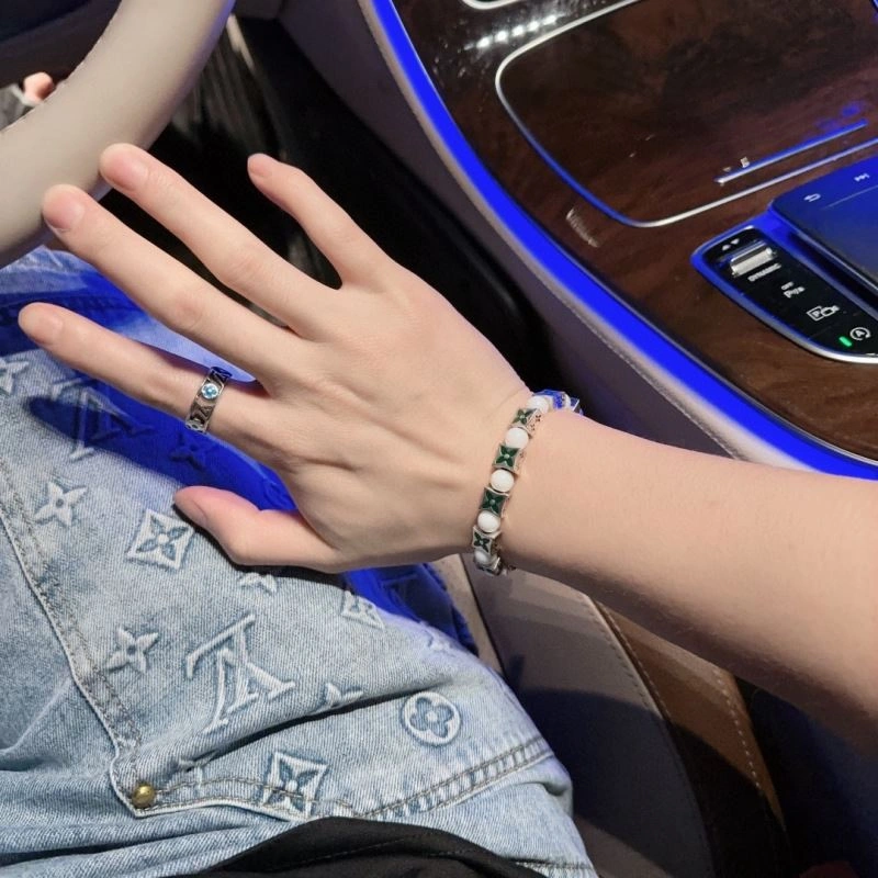 SportInspired Louis Vuitton Bracelets 251341