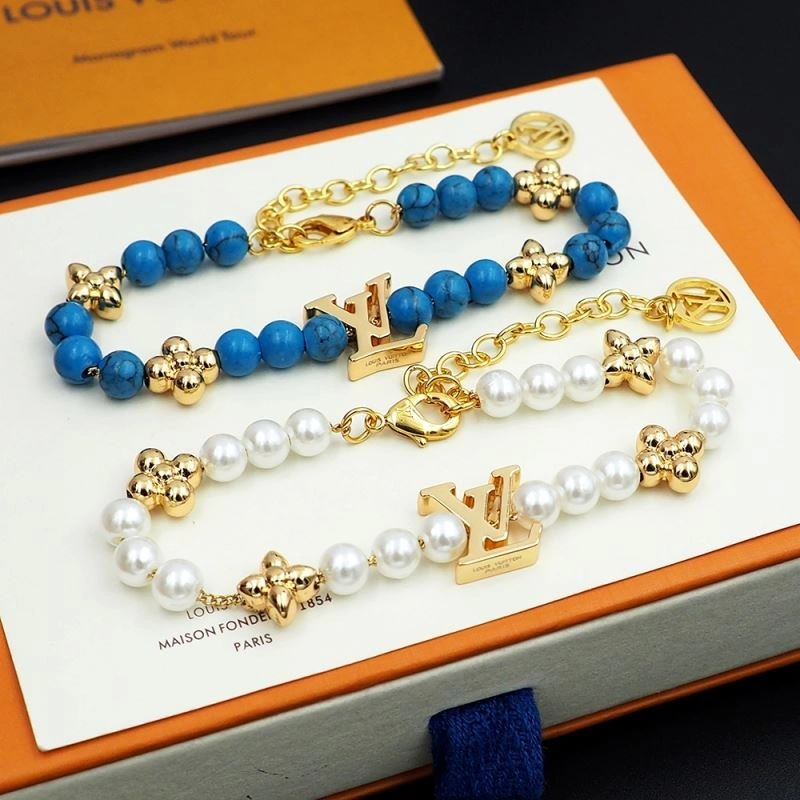 Louis Vuitton Bracelets Functional 251340