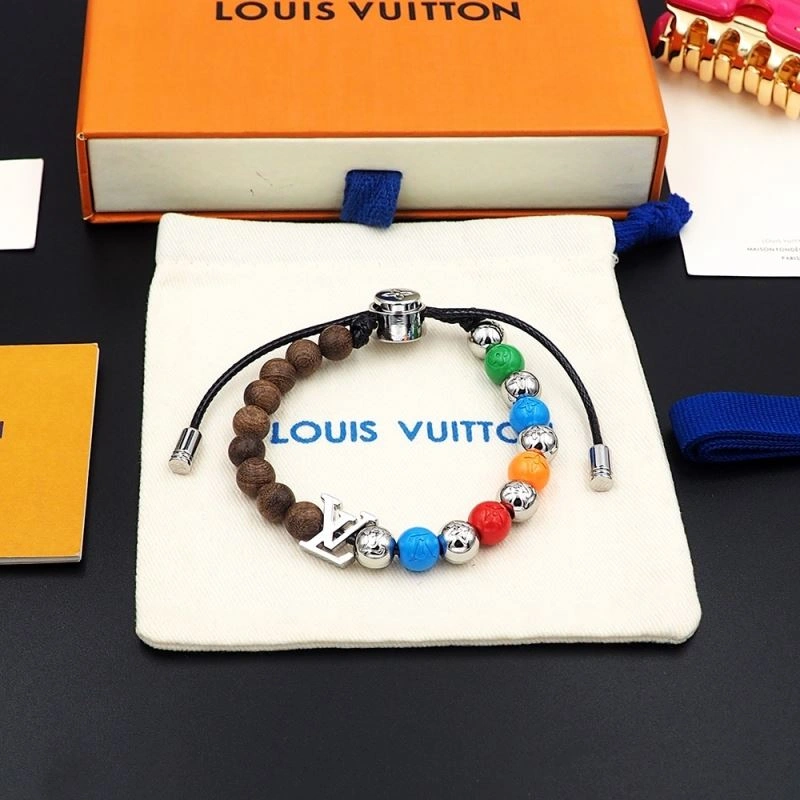 Louis Vuitton Bracelets Attractive 251339