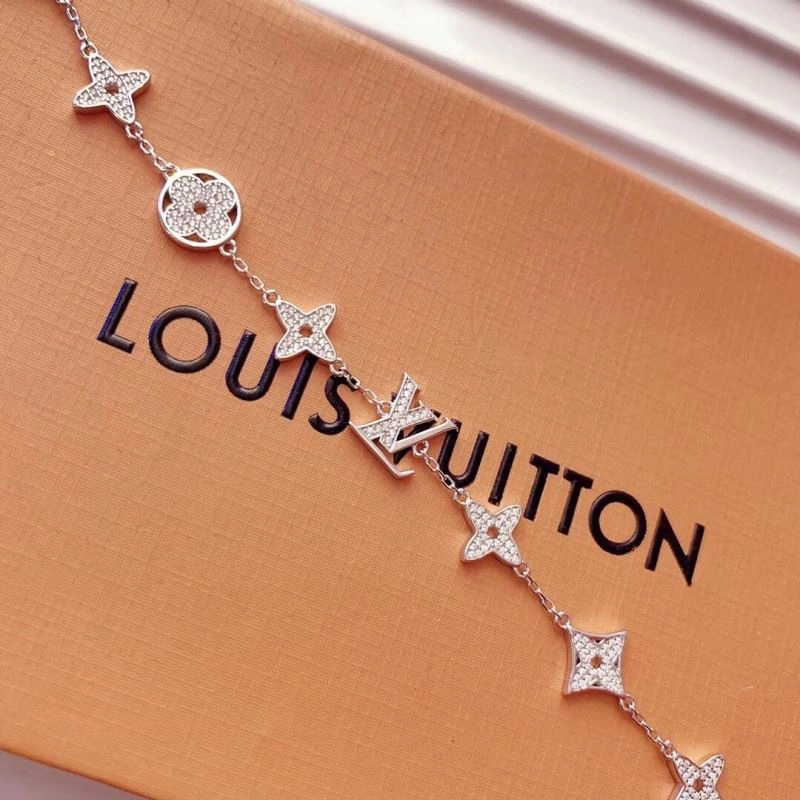 Louis Vuitton Bracelets Refined 251316