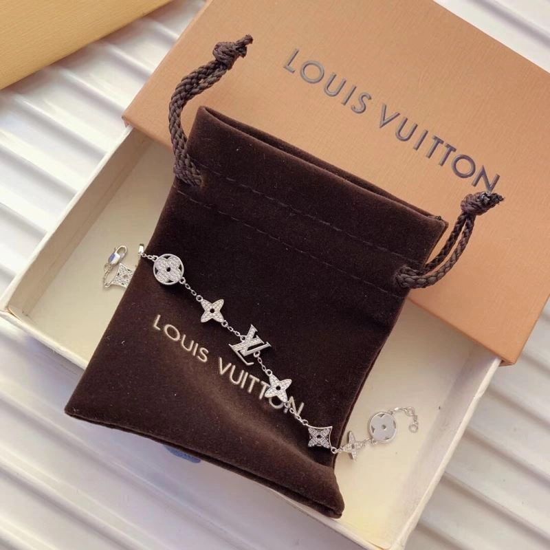 Louis Vuitton Bracelets Refined 251316