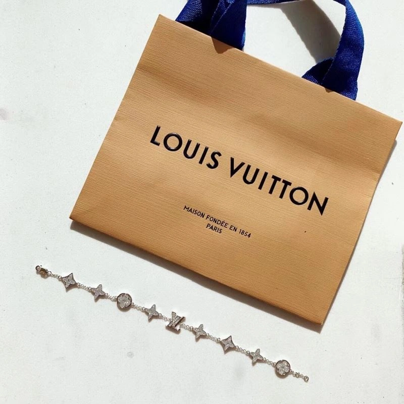 Louis Vuitton Bracelets Refined 251316