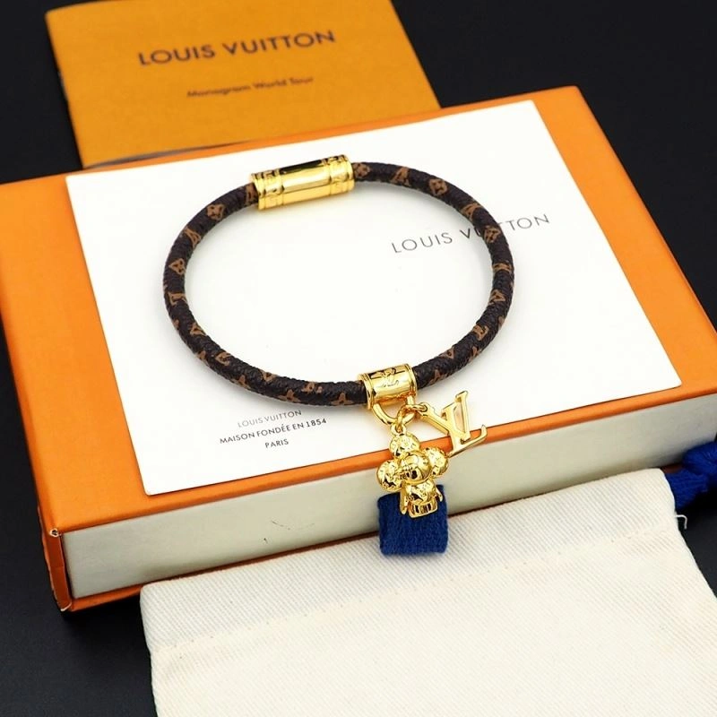 Louis Vuitton Bracelets Functional 251331