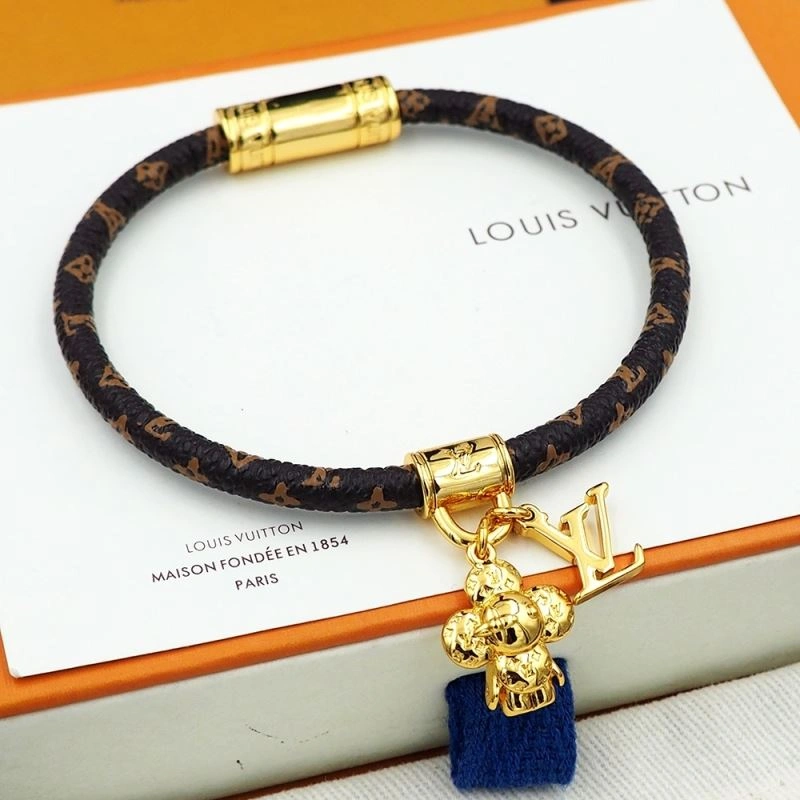 Louis Vuitton Bracelets Functional 251331