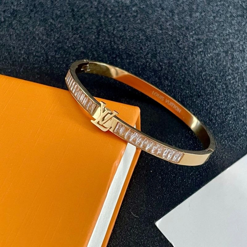 Louis Vuitton Bracelets Contemporary 251309