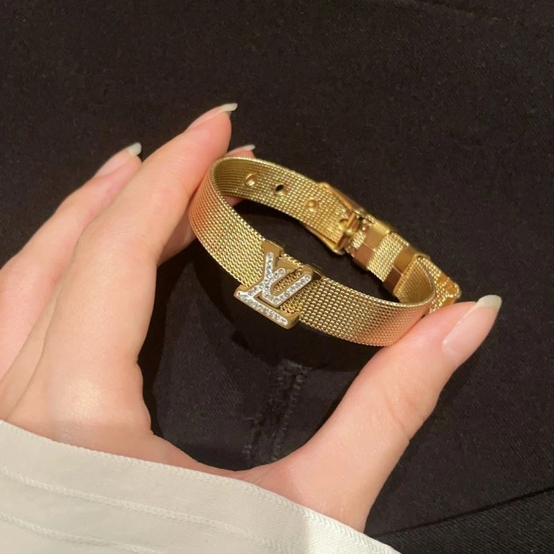 Louis Vuitton Bracelets Tailored 251290