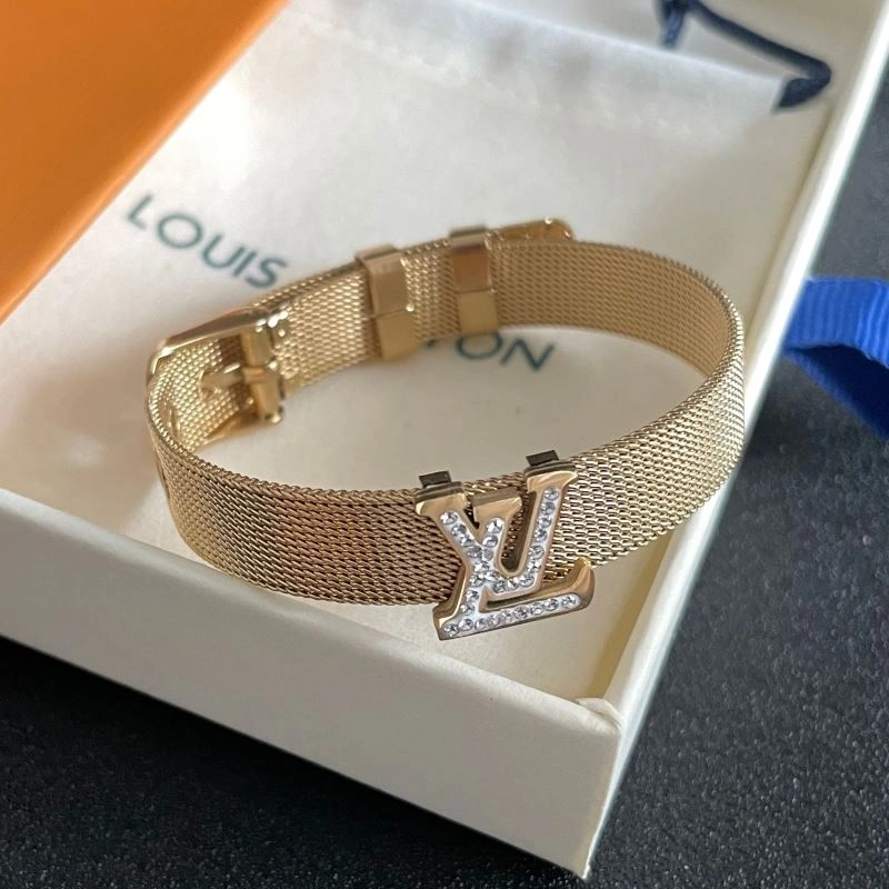 Louis Vuitton Bracelets Tailored 251290