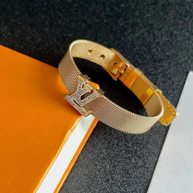 Louis Vuitton Bracelets Tailored 251290