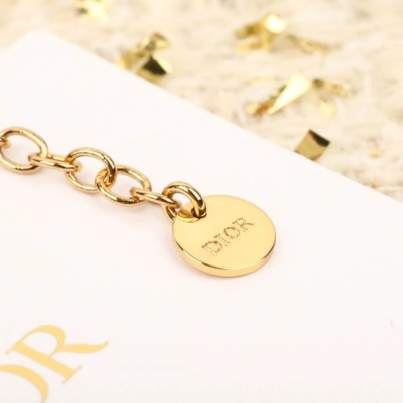 MoistureWicking Louis Vuitton Bracelets 251278